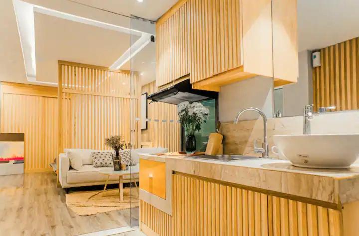 Homestay Giua Long Ha Noi - 10 Phut Den Pho Co Hanoi Exterior photo